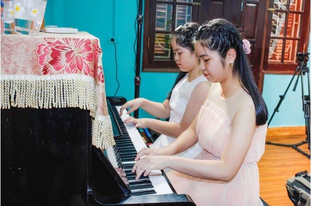 Cô trò Vietskill Đông Anh luyện tập hăng say, chuẩn bị cho vòng sơ khảo Festival Piano 2020